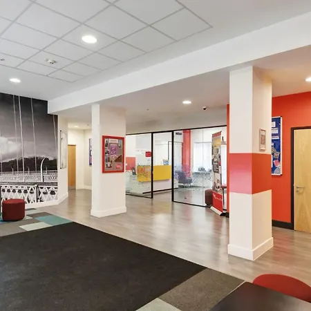 Apartment Hub At New Bridewell