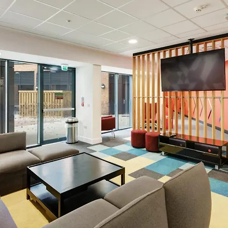 Hub At New Bridewell * Бристоль