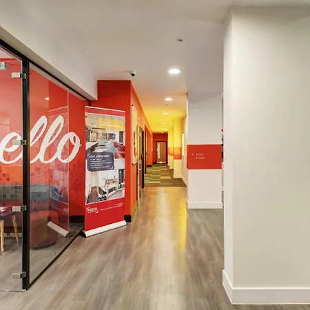 Hub At New Bridewell Apartment *