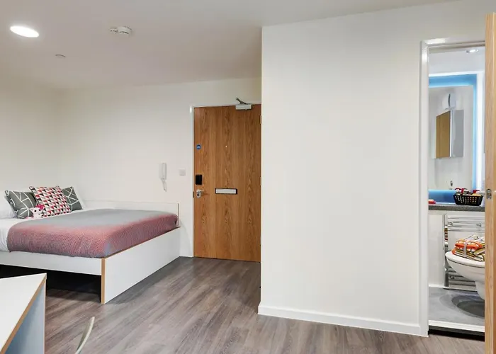 Hub At New Bridewell