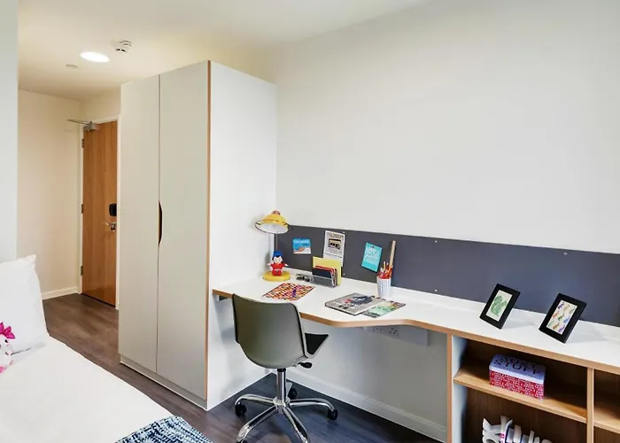 Hub At New Bridewell *