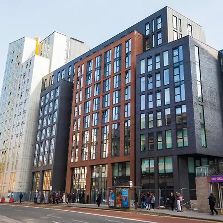 Apartment Hub At New Bridewell *