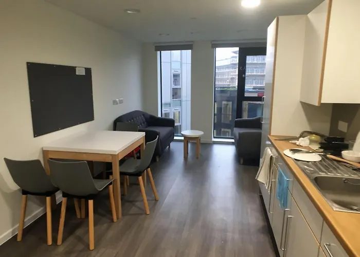 Hub At New Bridewell 公寓